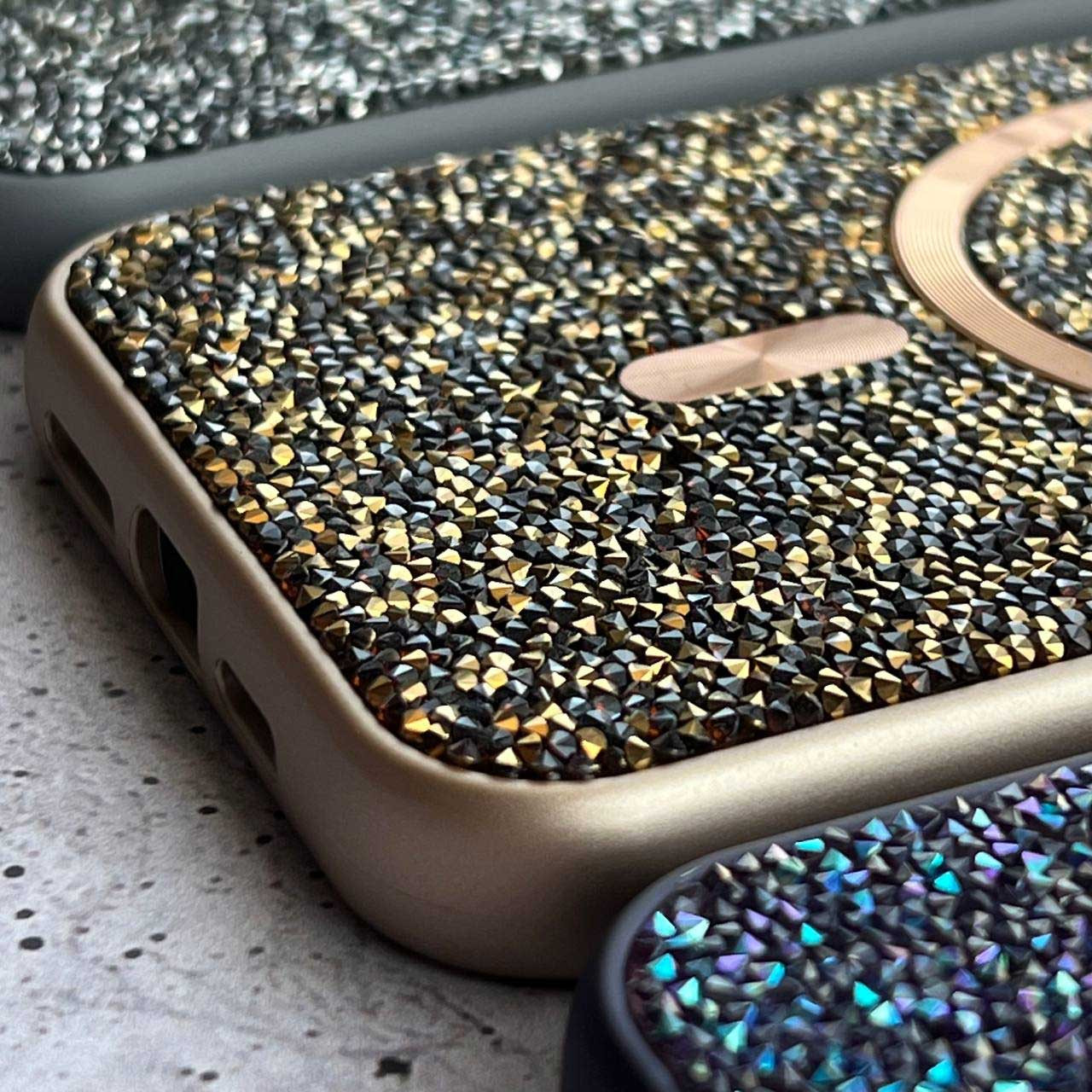 قاب آیفون 16 طرح Diamond برند مجیک ماسک با مگ سیف Magic Mask iPhone 16 Magsafe